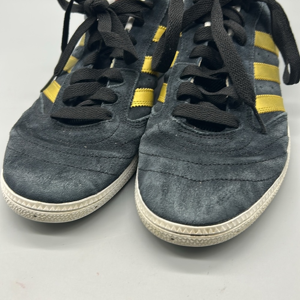 Navy Blue Adidas Busentiz Size 10.5 gold stripe - Picture 9 of 9